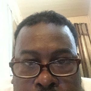 Meet your Posher, George